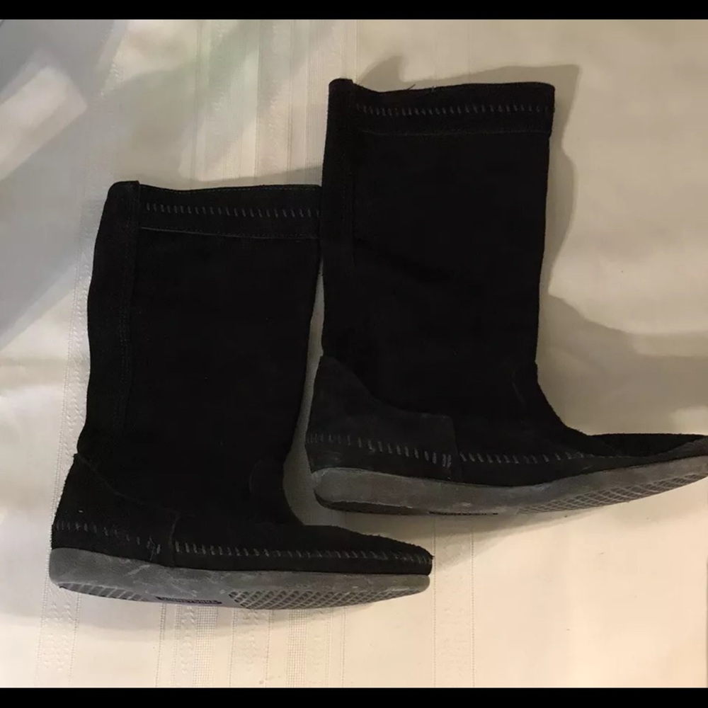 Women's Minnetonka Moccasin Black Suede Boots